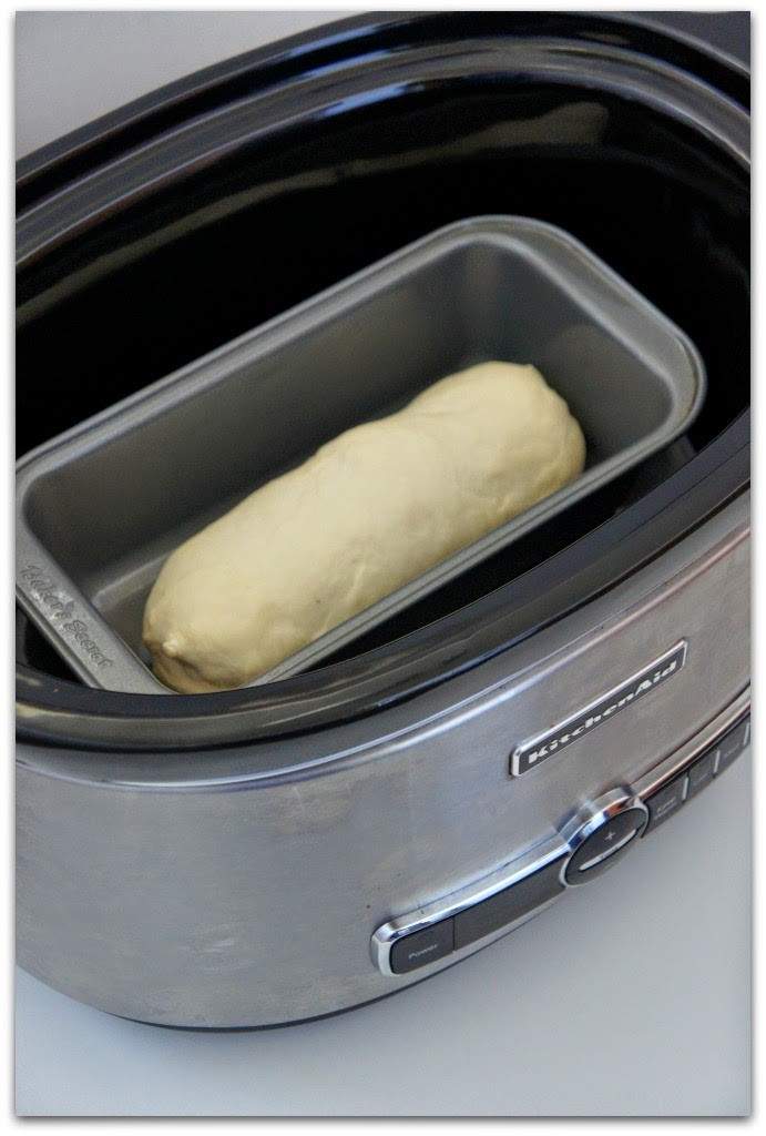 Speed up the process of raising bread by using your slow cooker! #lifehack