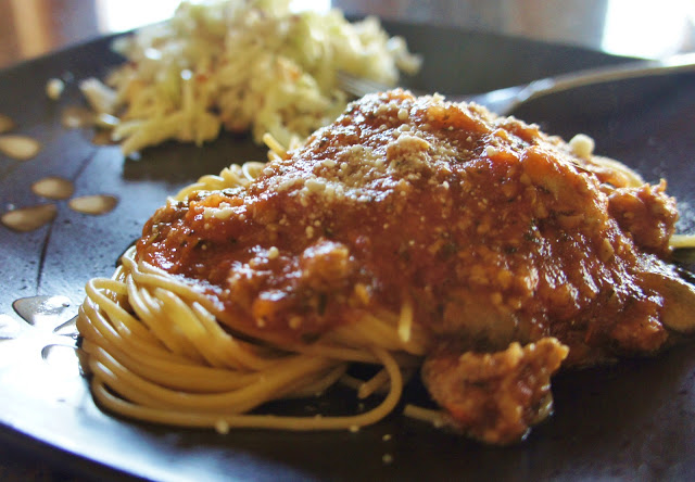 Recipe for Slow Cooker Zucchini and Tomato Pasta Sauce #zucchini #slowcooker #crockpot 