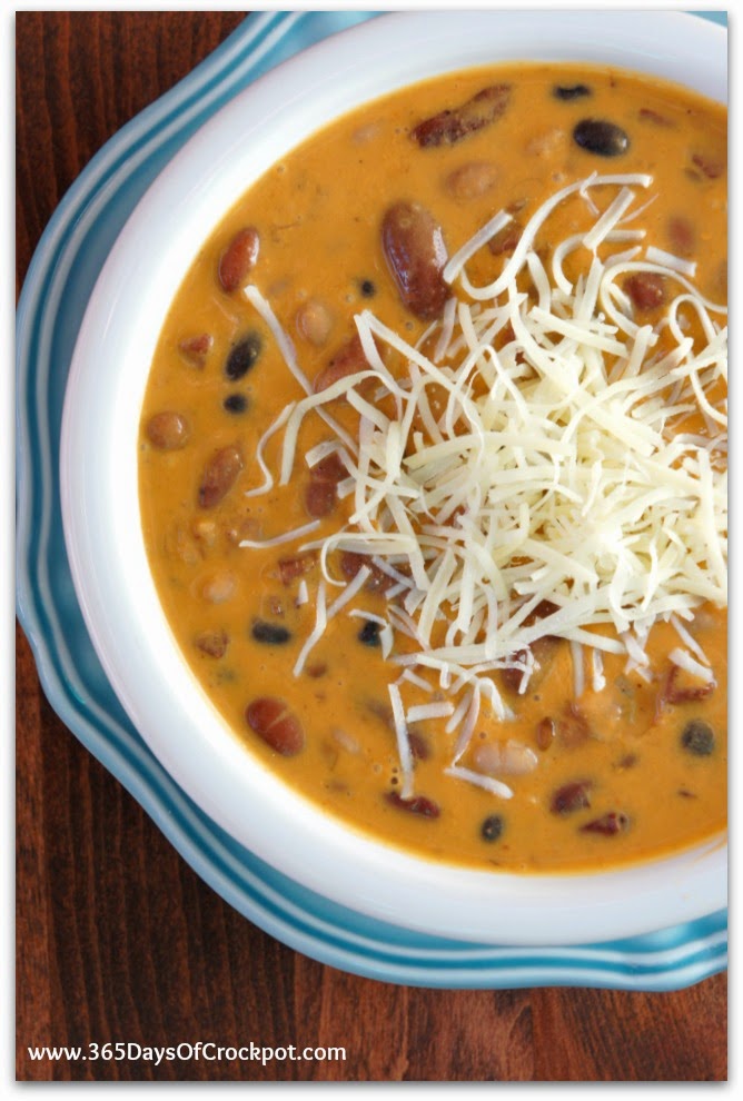 Creamy Crockpot Soup with pureed roasted red pepper and ham and beans