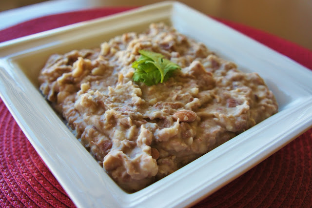 Slow Cooker (Crock-Pot) Homemade Refried Beans...never buy a can of refried beans again! #crockpot