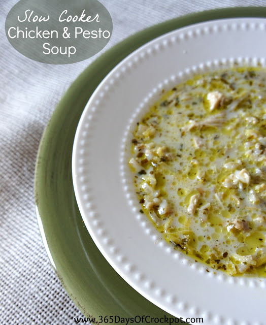 Recipe for Slow Cooker Chicken and Pesto Soup #crockpot #slowcooker #soup