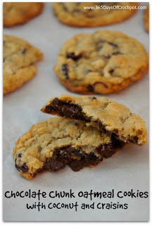 Oatmeal Dark Chocolate Chunk Cookies with Coconut and Craisins #cookies #chocolate