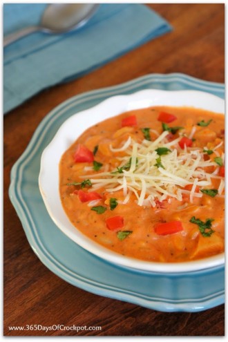 Slow Cooker Roasted Red Pepper and Tomato Soup with Chicken and Orzo