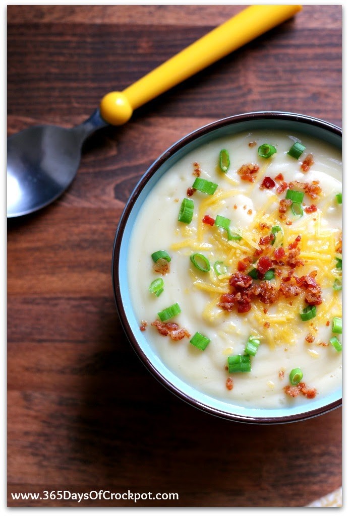 Slow Cooker Recipe for Creamy Cauliflower and Potato Soup