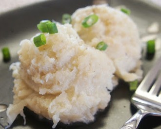 Garlic Cauliflower Mashed Potatoes (slow cooker)