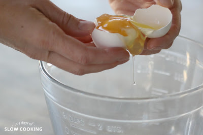 how to separate an egg white from egg yolk