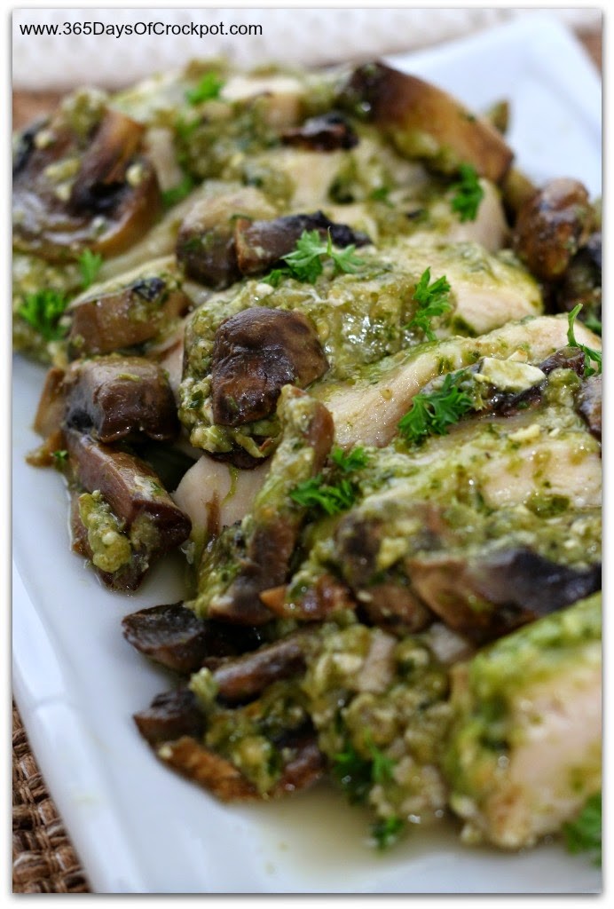 recipe for pesto chicken and mushrooms in the slow cooker