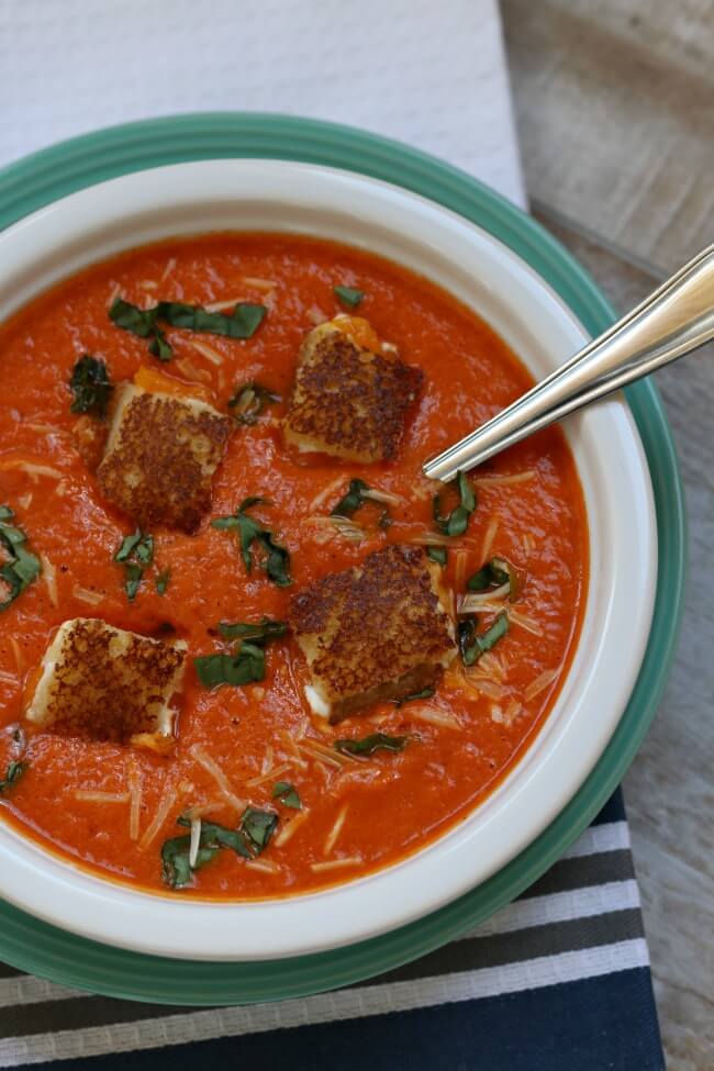 roasted red pepper soup with grilled cheese sandwich croutons