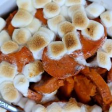 Slow Cooker Marshmallow Sweet Potatoes