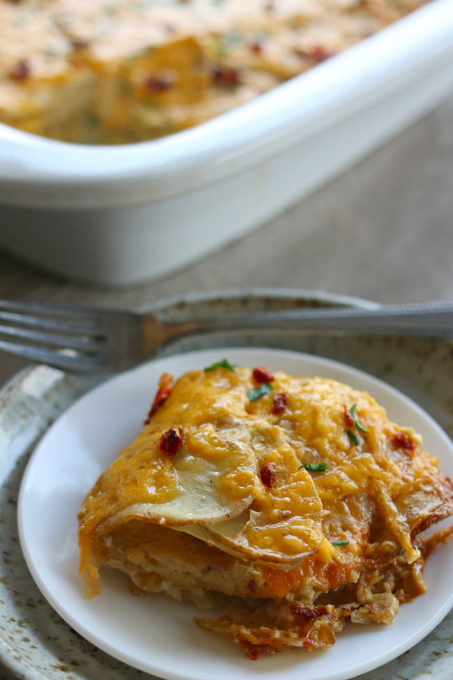 slow cooker scalloped potatoes with bacon