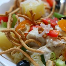 Slow Cooker Hawaiian Haystacks
