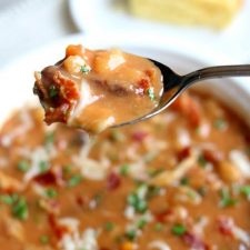 Slow Cooker Bean and Bacon Soup