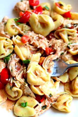 Slow Cooker Creamy Basil Chicken and Tortellini