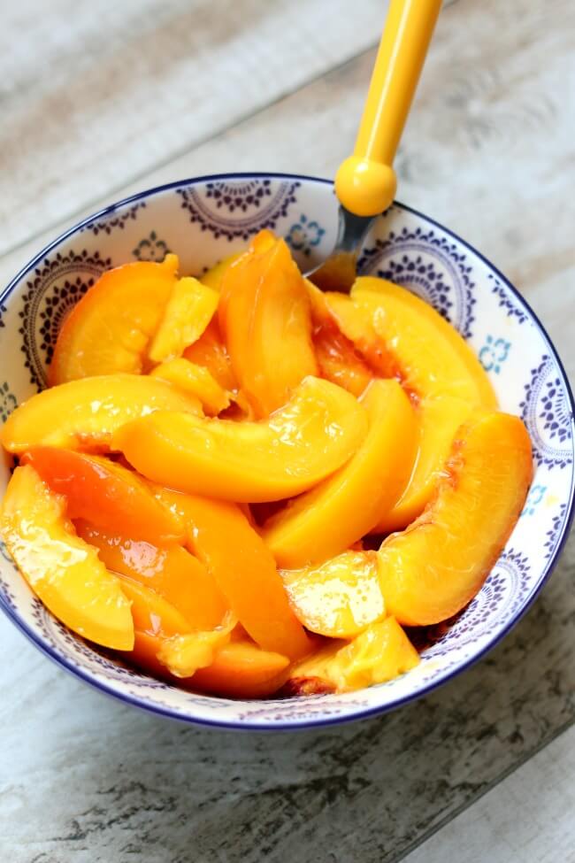 easiest way to peel peaches--using your Instant Pot!