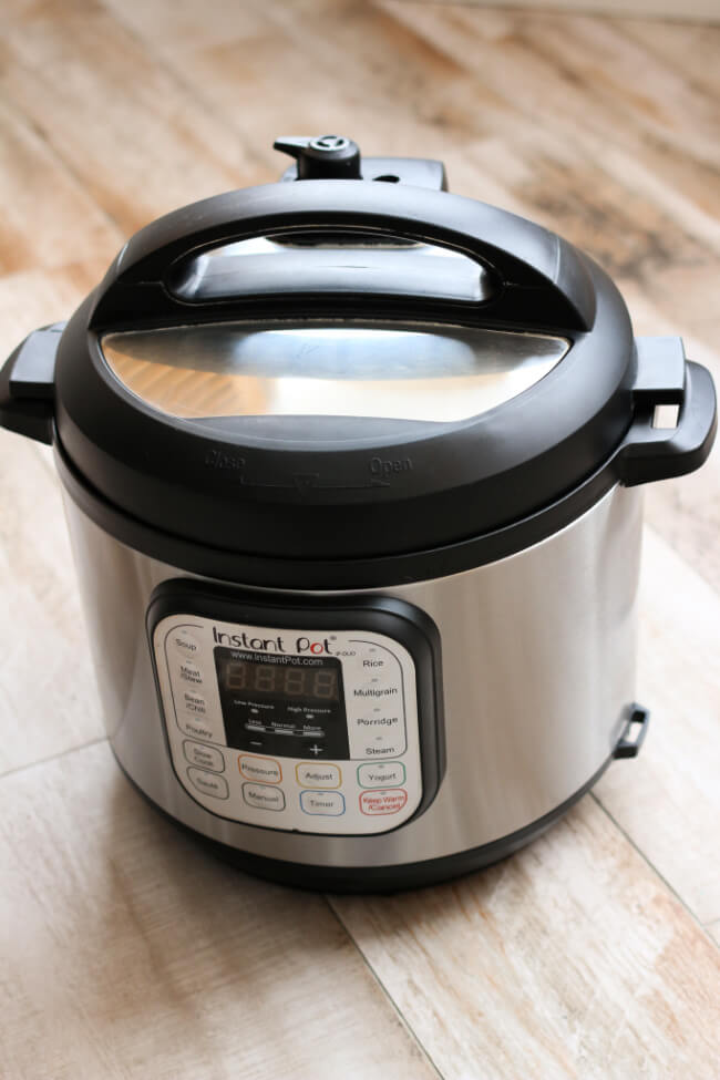 How to deep clean your Instant Pot in just 3 easy steps. Plus how to get rid of the smell from your silicone sealing ring.