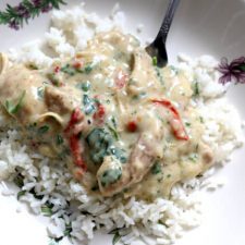 Slow Cooker Creamy Tuscan Chicken
