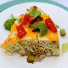 Slow Cooker Cheeseburger Breakfast Casserole