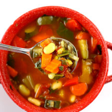 Instant Pot 10 Vegetable Soup