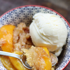 Instant Pot Southern Peach Cobbler