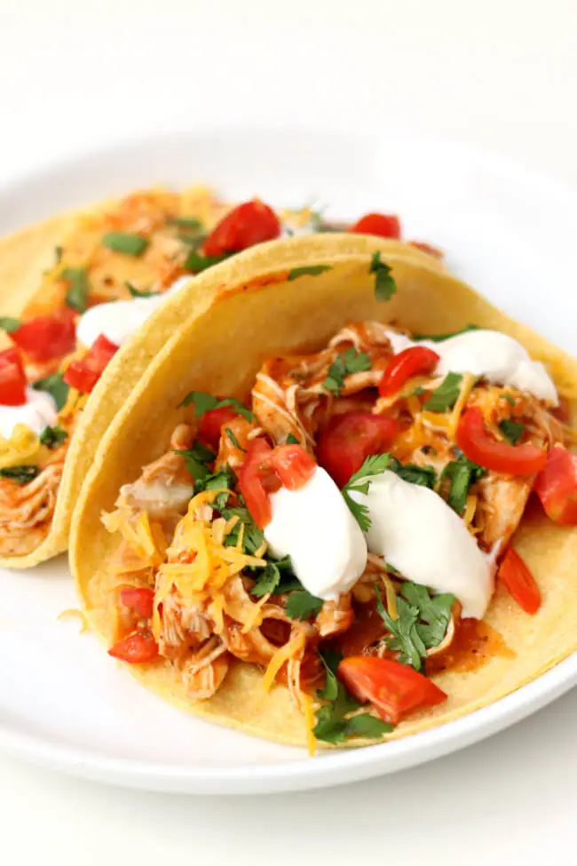 Instant pot tacos Easy to make smoked chicken tacos with all bindings. A fresh weekday meal that is prepared quickly.