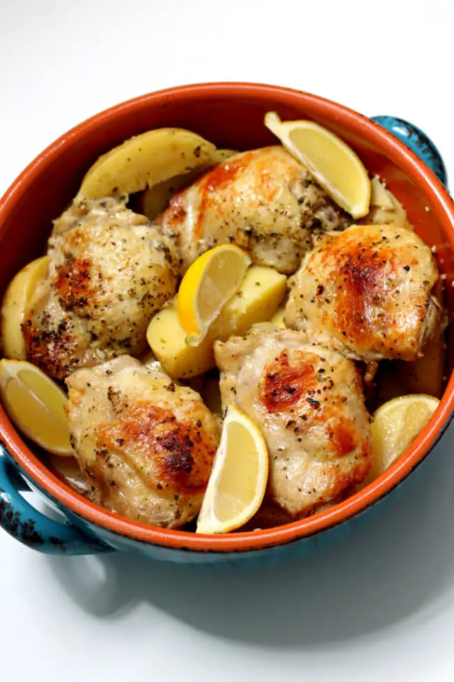 Instant Pot Chicken thighs and potatoes Tender chicken with a lot of flavor. This chicken and potato dish will quickly become a family favorite at home. It has the perfect amount of seasoning and lemon flavor.