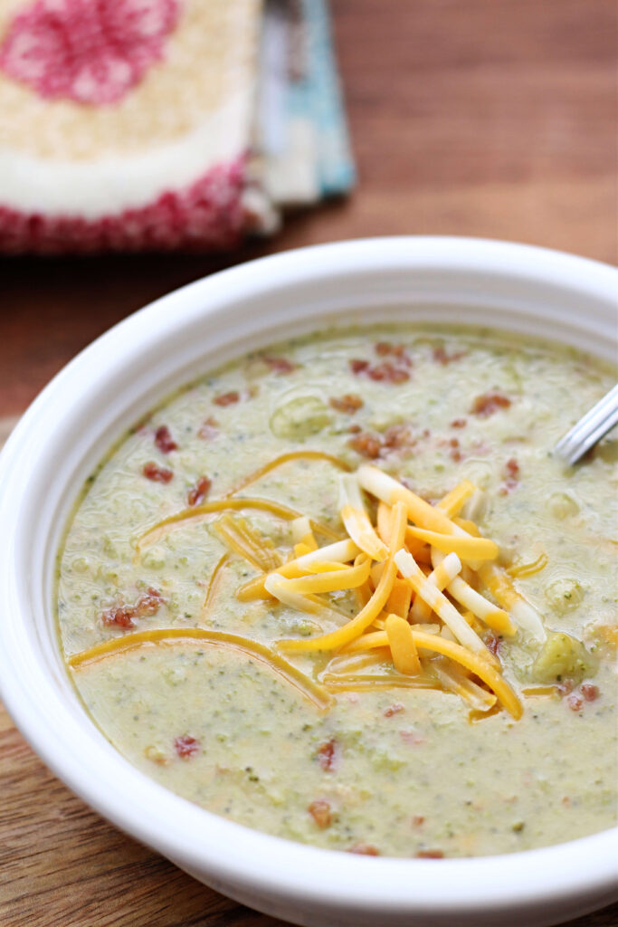 easiest broccoli cheddar soup recipe instant pot