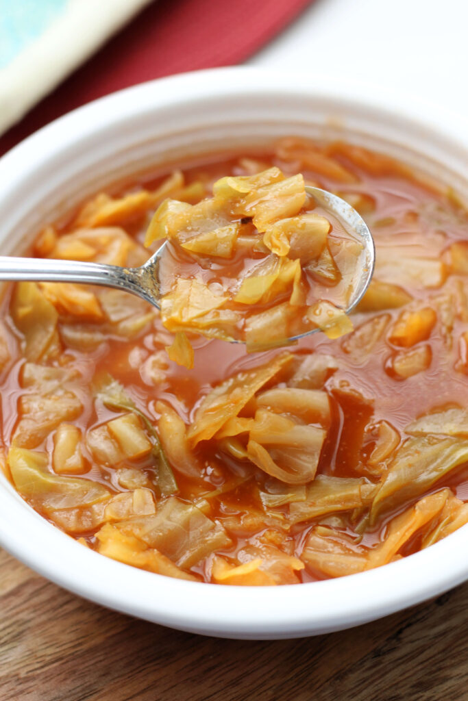 Slow Cooker Cabbage Soup Recipe