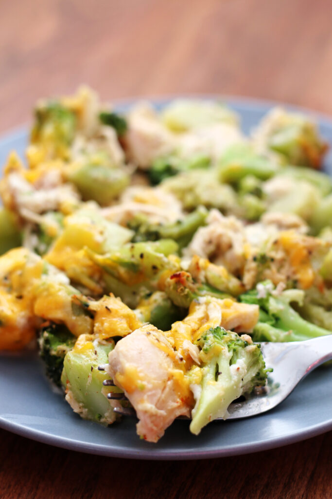 Healthy Broccoli Cheddar Chicken Casserole