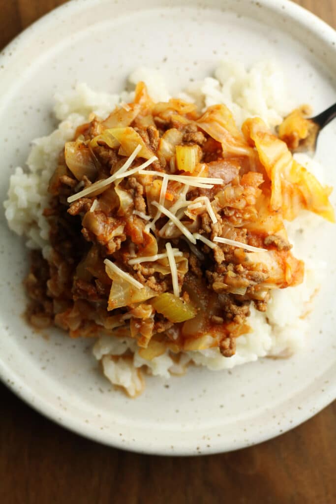 lower carb cabbage roll casserole in the instant pot