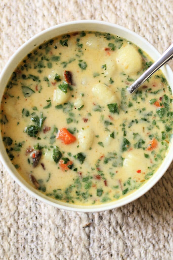 Bacon Cheddar Gnocchi Soup
