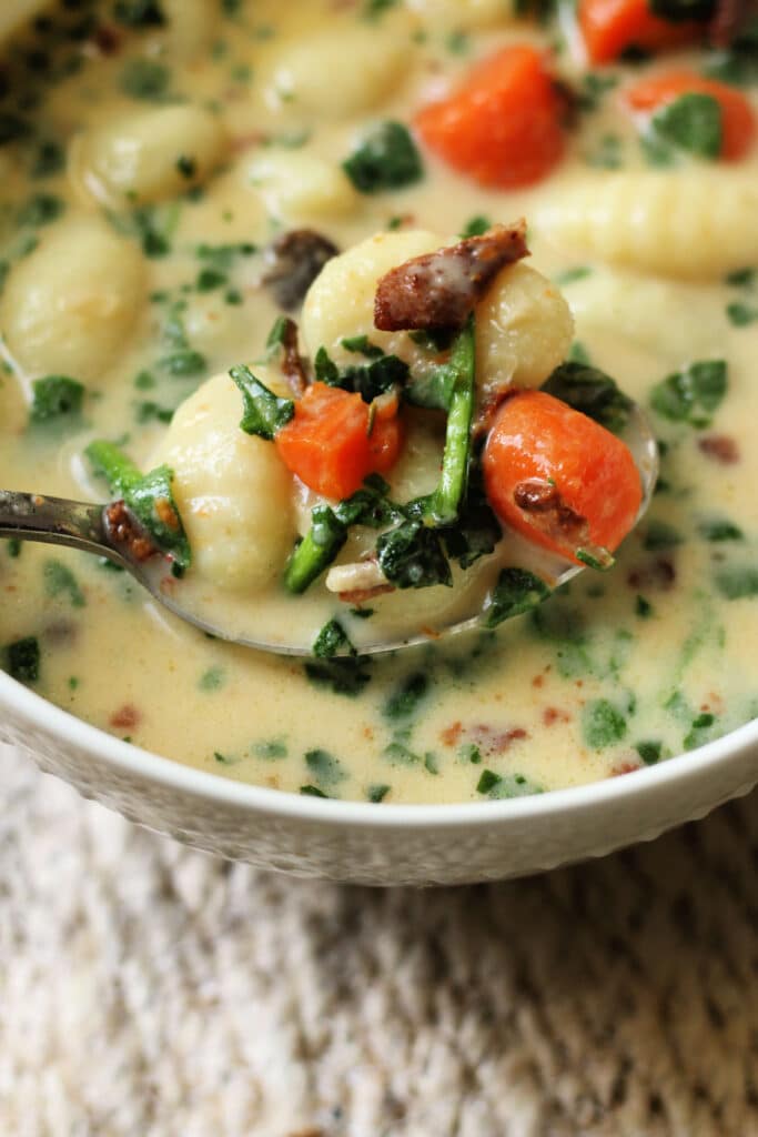 Bacon Cheddar Gnocchi Soup