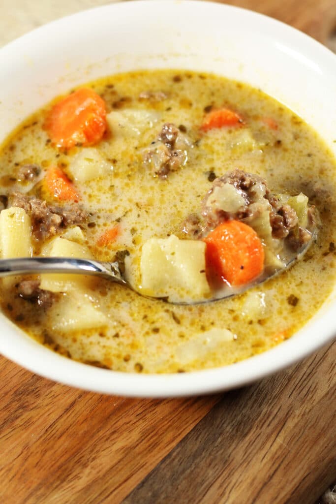 Wisconsin Potato and Hamburger Soup