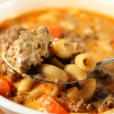 Cozy Cheeseburger Macaroni Soup