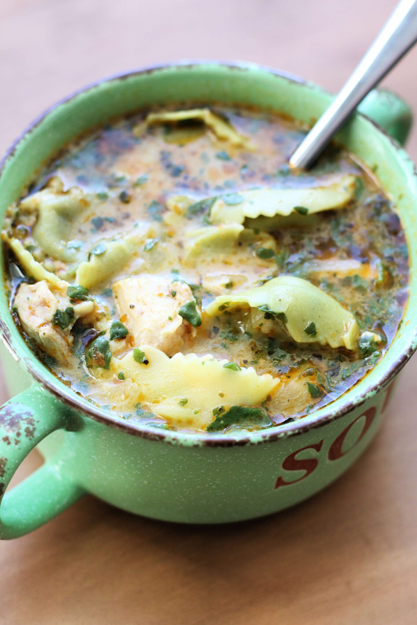 Creamy Tuscan Garlic Tortellini Soup