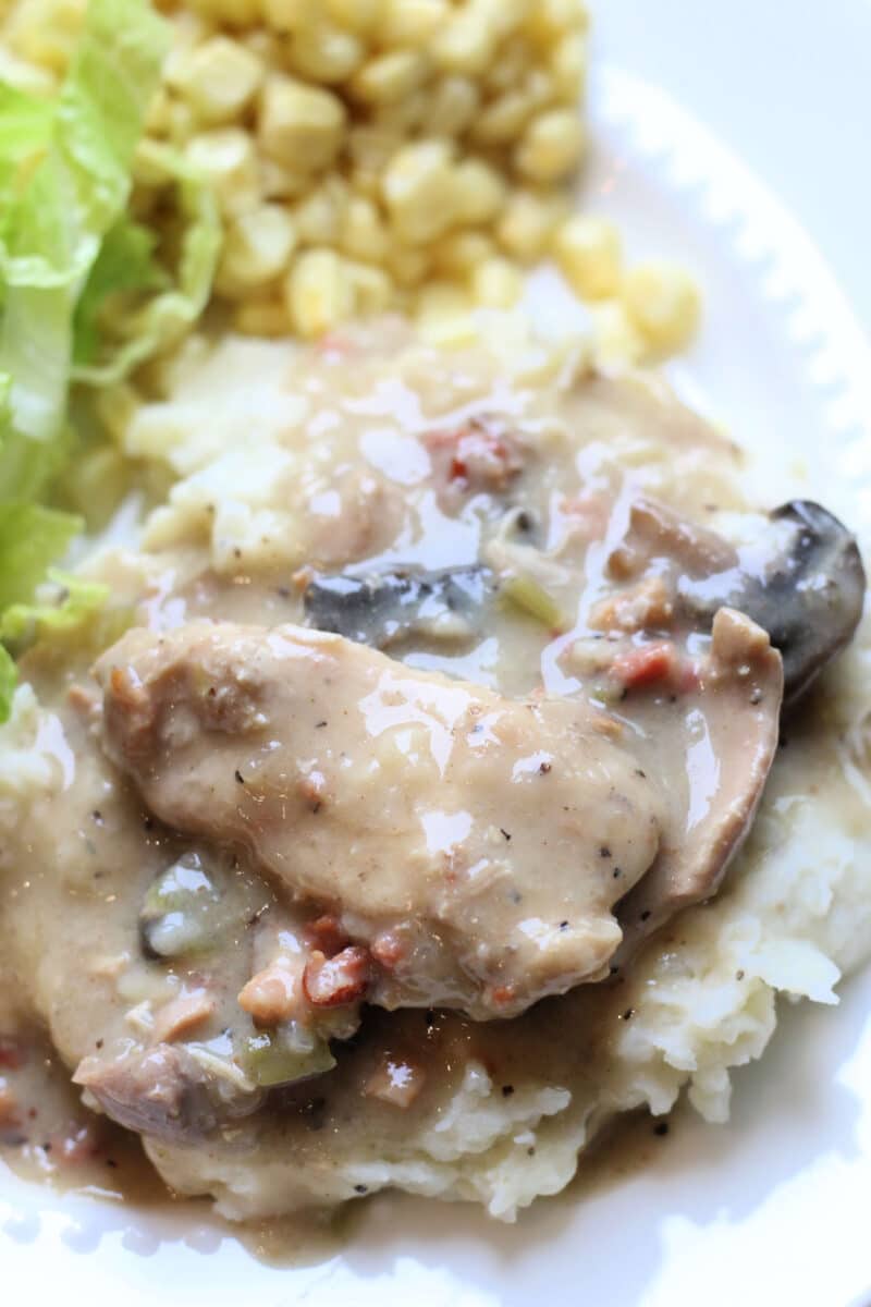 Instant Pot Creamy Chicken with Bacon and Mushrooms
