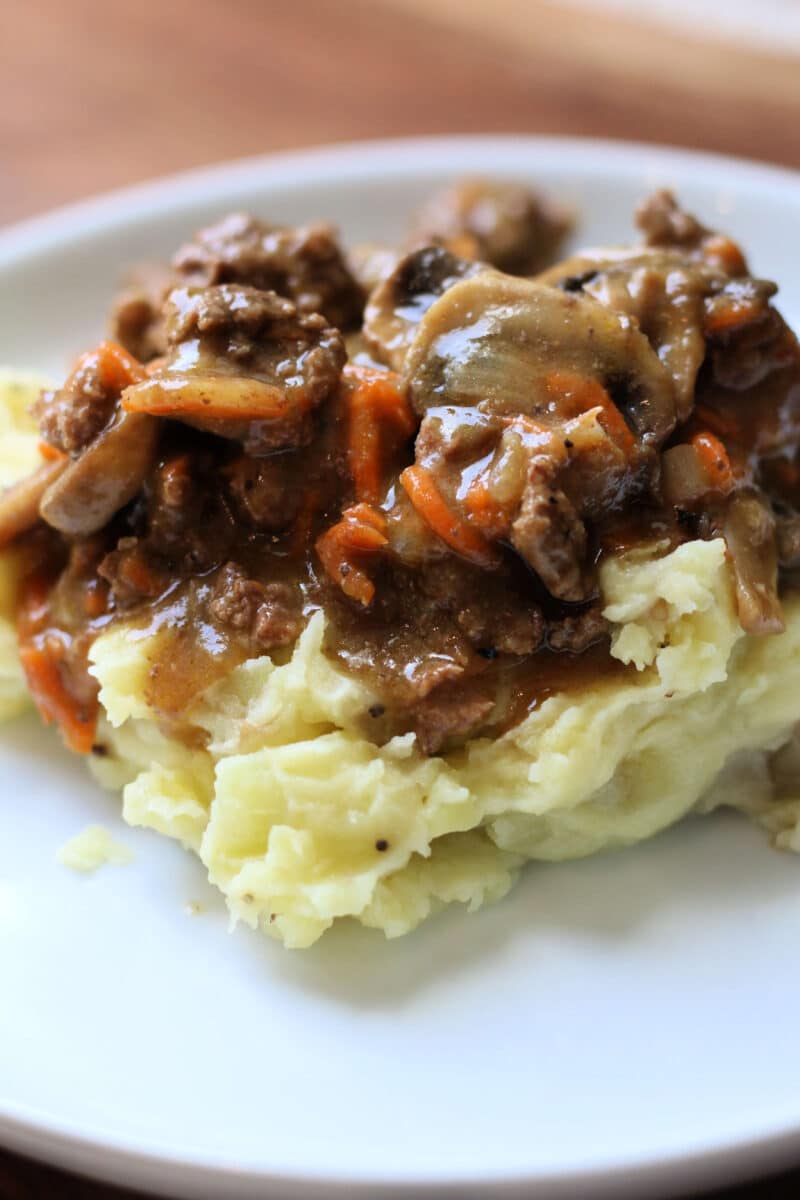 Amish Beef and Potato Casserole