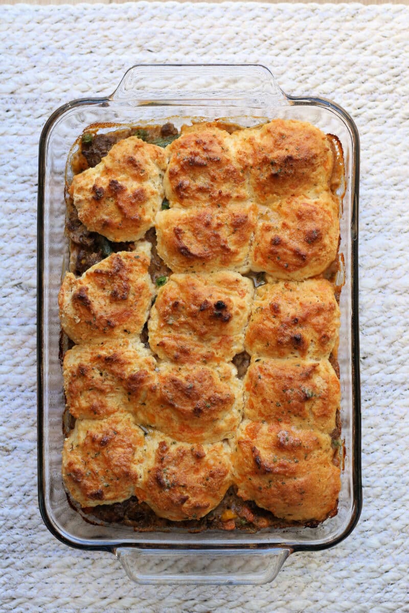 Easy Cheddar Bay Hamburger Casserole